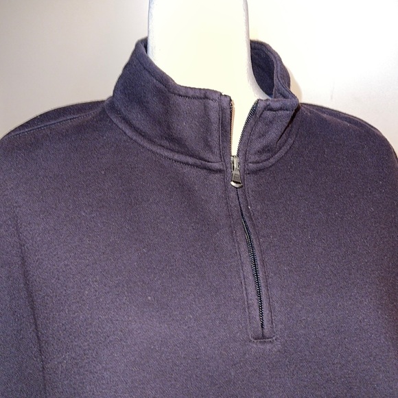 Perfect black mid layer - Picture 2 of 4